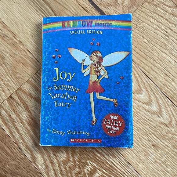 Rainbow Magic: Summer Vacation Special Edition - Picture 1 of 2